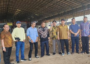 Bahas Harga Singkong Pada Reses Komisi IV DPR-RI Bersama Orang Penting di Lampura