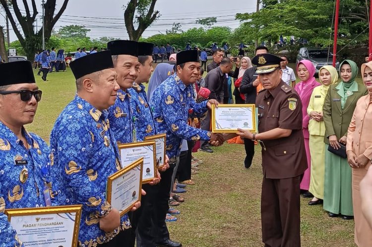 Disdukcapil Kabupaten Tanggamus Raih Nilai Tertinggi Pelayanan Publik 