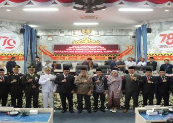 Kapolres AKBP Deddy Kurniawan Hadiri Rapat Paripurna Pengumuman dan Penetapan Bupati dan Wakil Bupati terpilih Kabupaten Lampung Utara