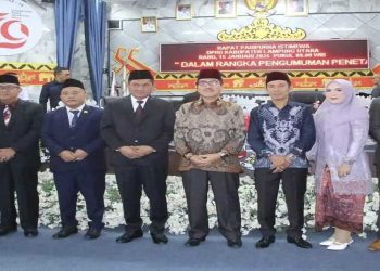 Paripurna Istimewa DPRD Tetapkan Hamartoni Dan Romli Sebagai Bupati dan Wakil Bupati Lampung Utara