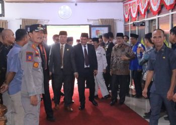 Pj. Bupati Lampung Utara Hadiri Rapat Paripurna Istimewa DPRD Lampung Utara, Penetapan Hamartoni Ahadis dan Romli Sebagai Bupati Dan Wakil Bupati Terpilih