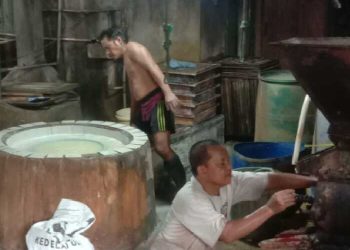 Perajin Tahu di Lampung Utara Keluhkan Kenaikan Harga Kedelai