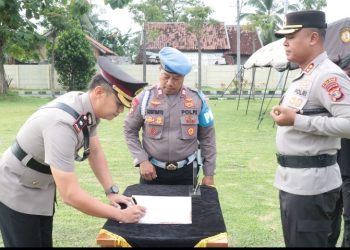 AKBP James Pimpin Upacara Penyerahan Jabatan Wakapolres Tulang Bawang, Ini Pesannya