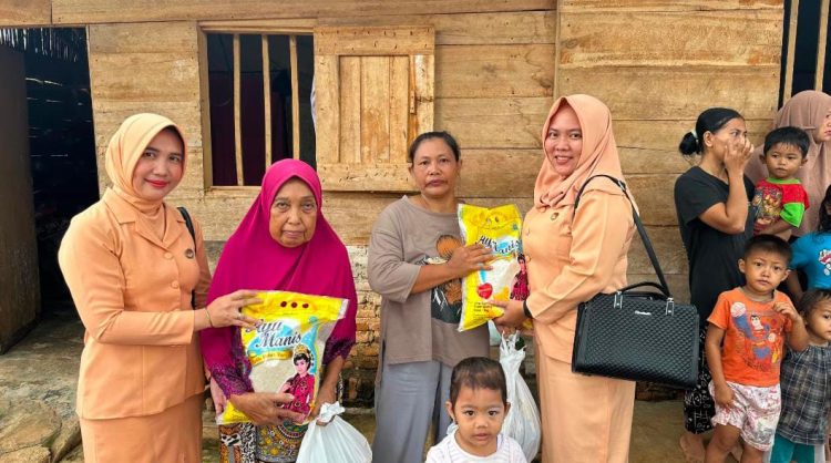Lapas Kls II A Kotabumi, Dharma Wanita Gelar Bakti Sosial