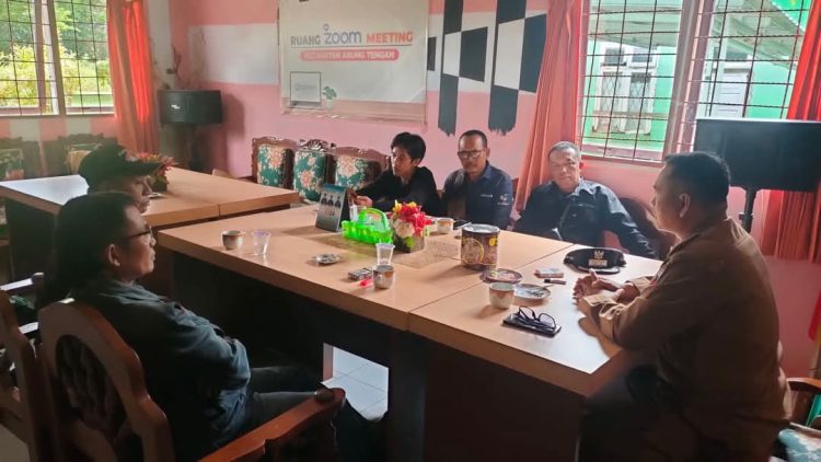 Camat Abung Tengah Menerima Kunjungan Rekan Wartawan Koordinasi Hasil Tinjau Lokasi Kegiatan Fisik Dana Desa.