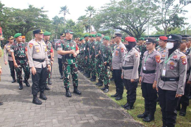 Siapkan Pengamanan Kunjungan Wapres RI, Pangdam XII/Tpr dan Kapolda Pimpin Apel Gelar Pasukan PAM VVIP