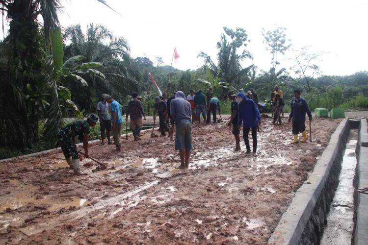 Pembangunan Jalan Lingkar Di Subik TMMD ke 123 Kodim 0412/LU Masuk Tahap Perapian 