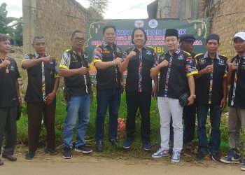 LSM GMBI Distrik Bandar Lampung Bagikan 100 Nasi Kotak Ke Warga Terdampak Banjir Di Bulan Suci Ramadhan