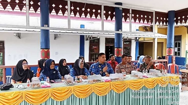 Camat Abung Selatan Gelar Rakor Pembentukan Kopdes