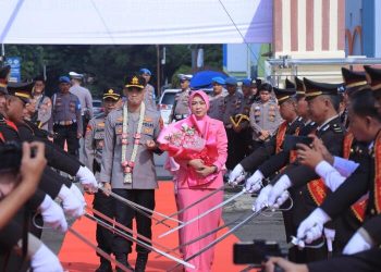Polres Metro Gelar Welcome and Farewel Parade Kapolres: AKBP Hangga Utama Darmawan, S.I.K Resmi Gantikan AKBP Heri Sulistyo Nugroho, S.I.K., M.I.K