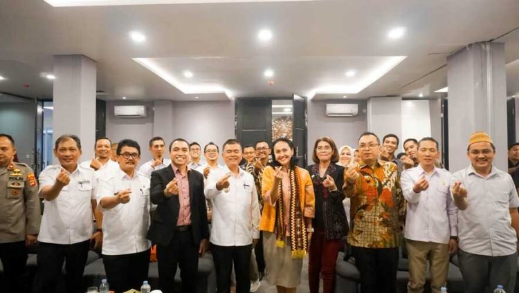 Kunjungi IDEA INDONESIA, Wakil Menteri P2MI: IDEA Mitra Strategis Bawa SDM Lokal Ke Level Global