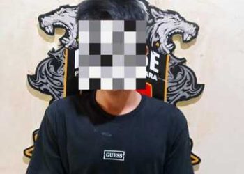 Kanit Reskrim Polsek Abung Timur Bersama Tekab 308 Polres Lampura Amankan Pelaku Penganiayaan.