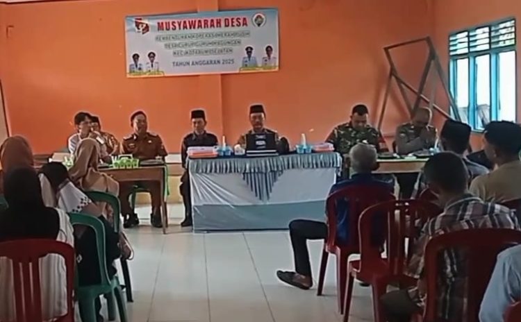 Drs Tamrin Adenan Pimpin Langsung Pembentukan Pengurus Koperasi Merah Putih di Desa Curup Guruh 