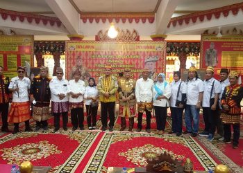 Laskar Lampung DPC Tanggamus Penuhi Undangan Ike Edwin, Sambut Silahturahmi Pangeran Nata Adiningrat Dr. R.A. Huzaifah di Lamban Gedung Kuning