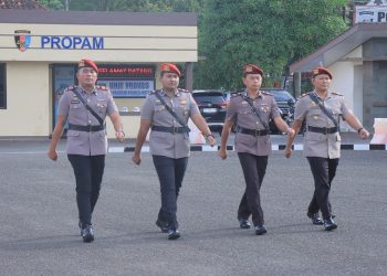 Kapolres Metro Pimpin Upacara Sertijab Kasat Reskrim, Kasat Narkoba Dan Kasi Humas Polres Metro