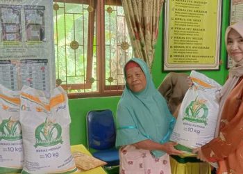 Pemerintah Desa Ogan Jaya Salurkan Bantuan Pangan Berupa Beras Dan Minyak Goreng Kepada 134 KPM