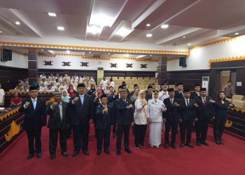 Mutasi Jabatan Jelang Akhir Tahun, Wali Kota Metro Lantik 23 Pejabat