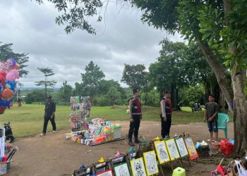 Sat Samapta Polres Tulang Bawang Sapu Bersih Kawasan Wisata Menggala Timur