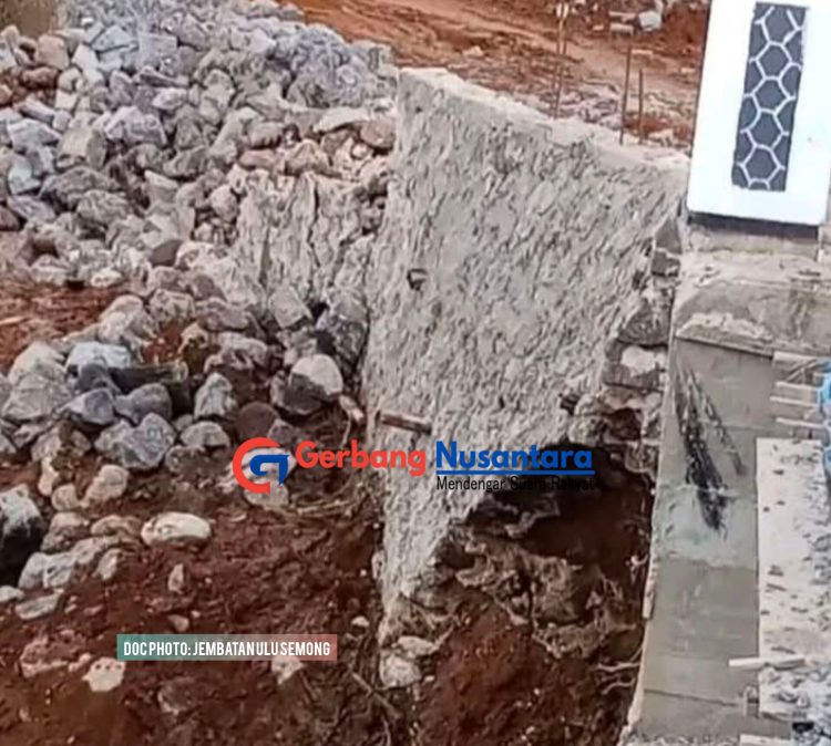 Jembatan Ulu Semong Ambruk Sebelum Difungsikan, Dugaan Kelalaian Proyek Infrastruktur Tanggamus Menguat