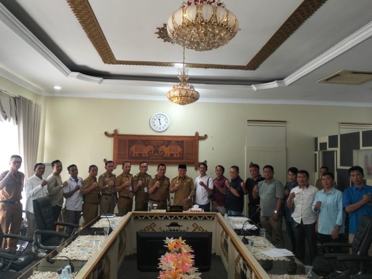 Sekolah Sederhana di Batu Nyangka Viral, Bupati Tanggamus Tegaskan Masalah Lama dan Janjikan Penataan Ulang