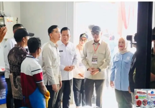 Ketua DPRD Provinsi Lampung Sambut Kunjungan Wakil Presiden RI, Tinjau Kampung Nelayan Labuhan Maringgai.